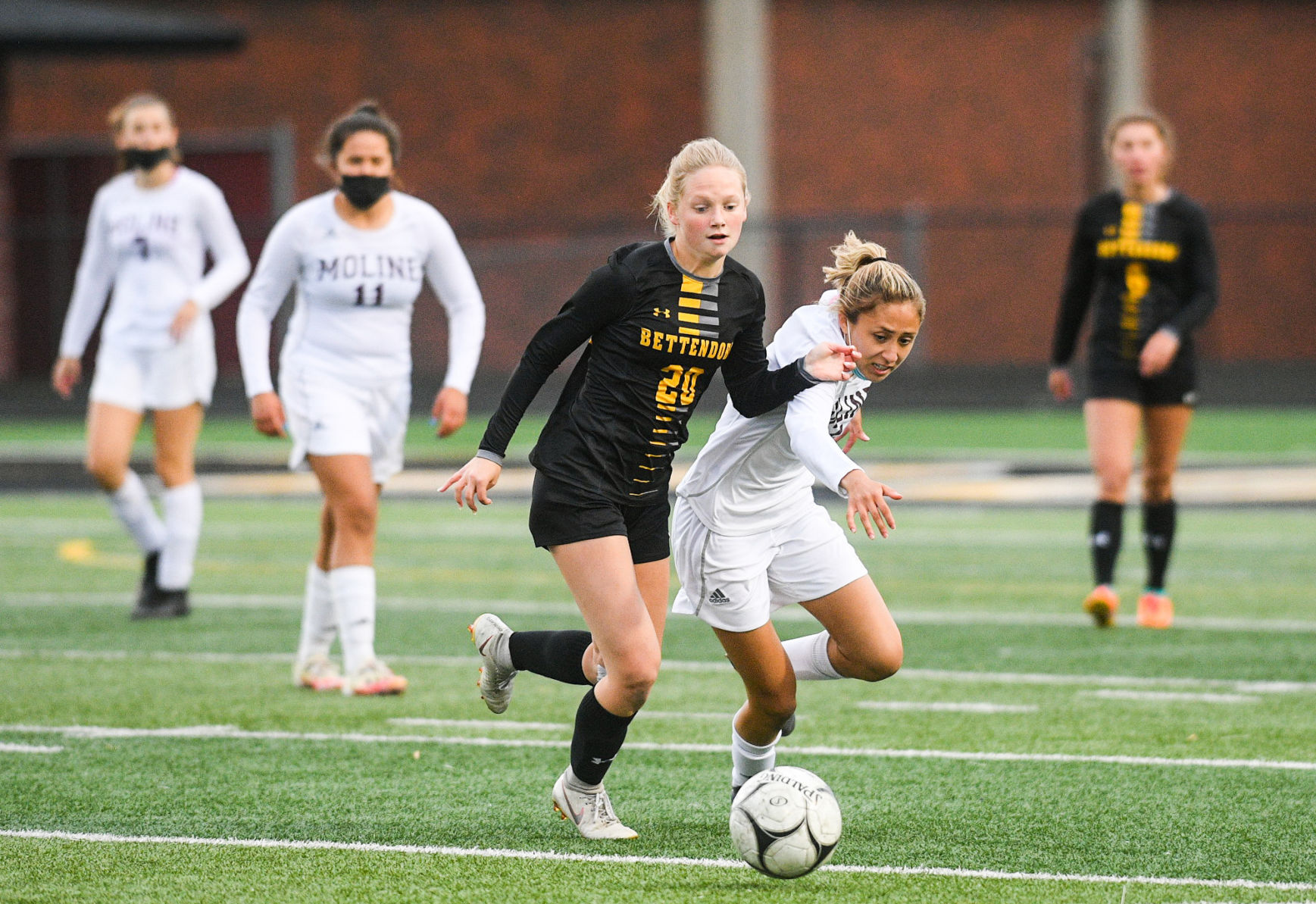 052721-qc-spt-moline-bett-soccer-001